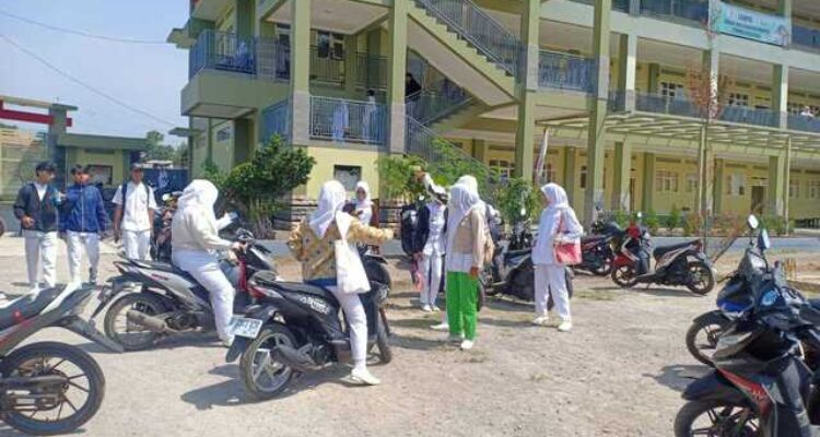 STKINDO, Sekolah Tinggi Kesehatan, Alumni Sukses, Profesional Kesehatan,Kisah Sukses Alumni